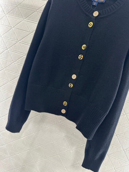Button-up Knit Cardigan