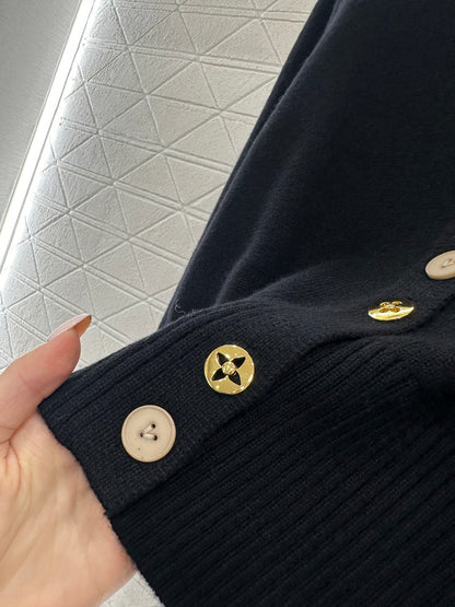 Button-up Knit Cardigan