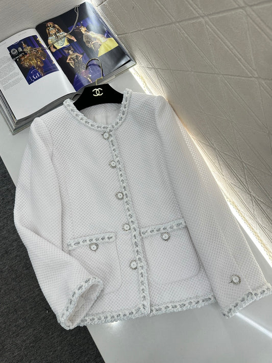 Round Neck Tie-Edge Jacket