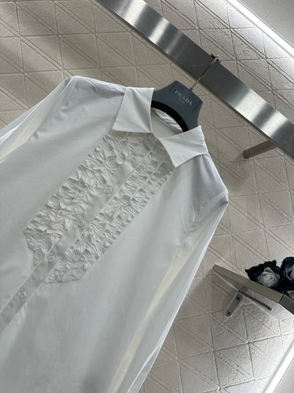 Located Ruffled Lace Shirt