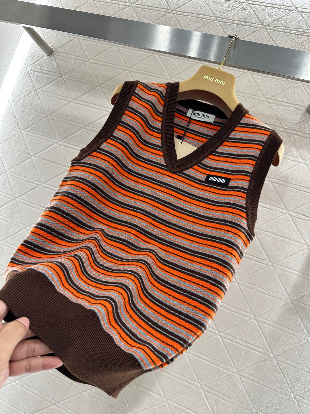 Round Neck Striped Knit Vest