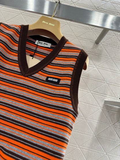 Round Neck Striped Knit Vest