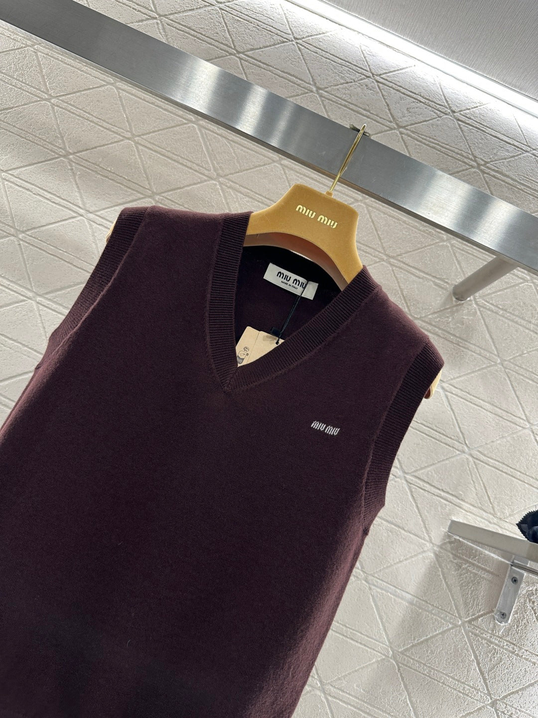 Crew Neck Knitted Vest