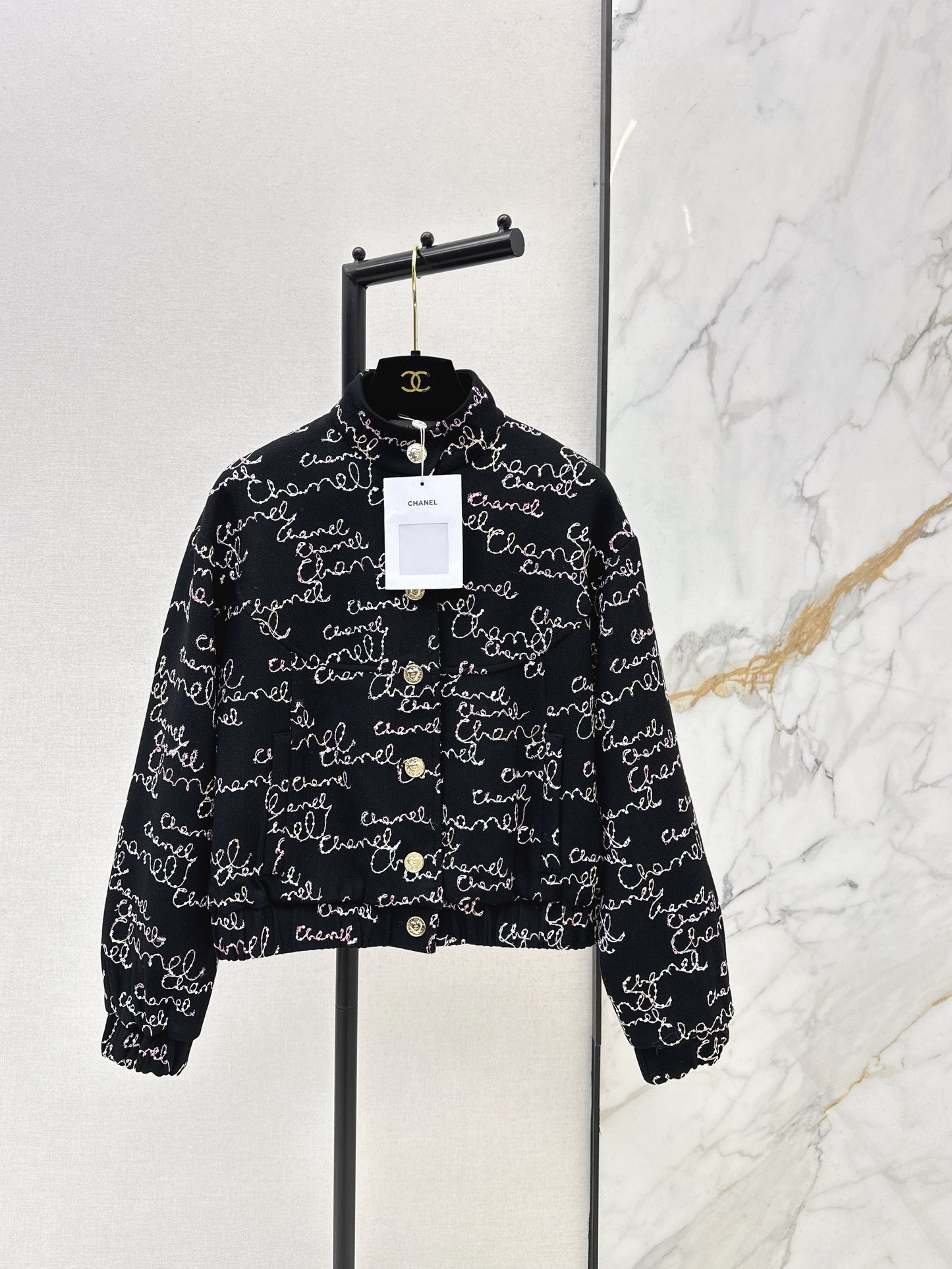 Stand-up collar jacket