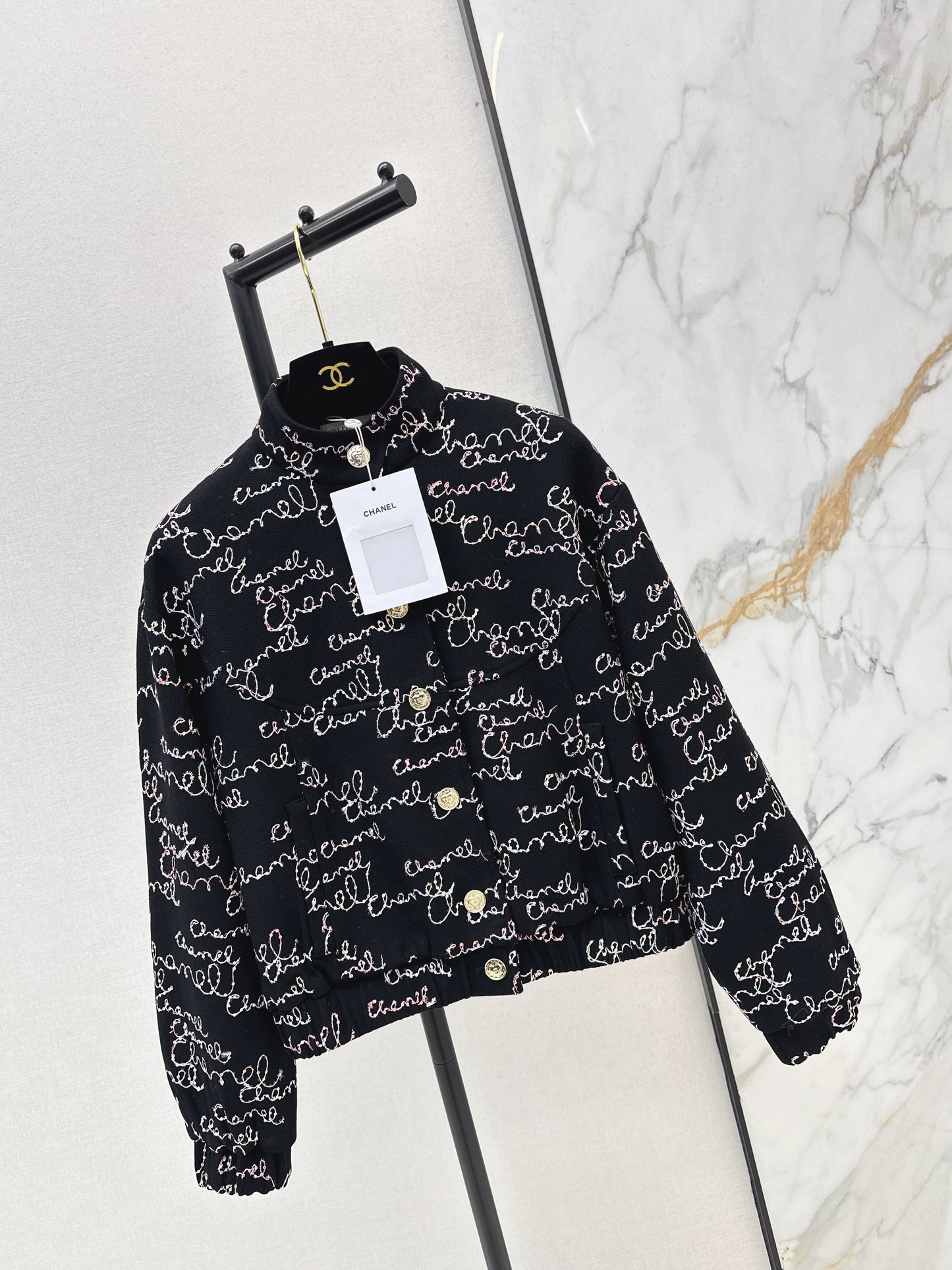 Stand-up collar jacket