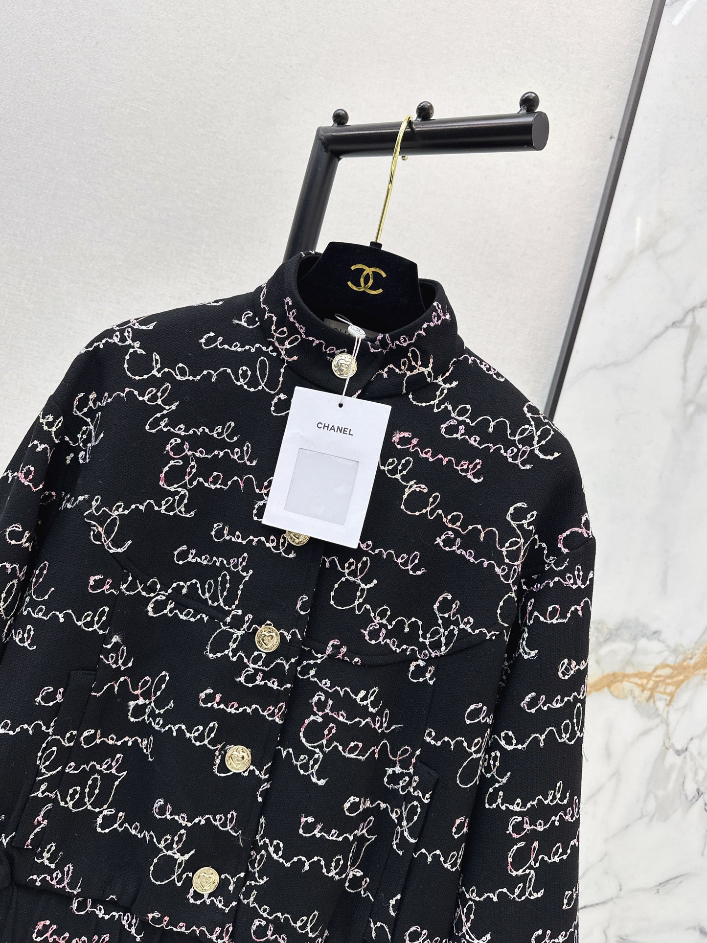 Stand-up collar jacket