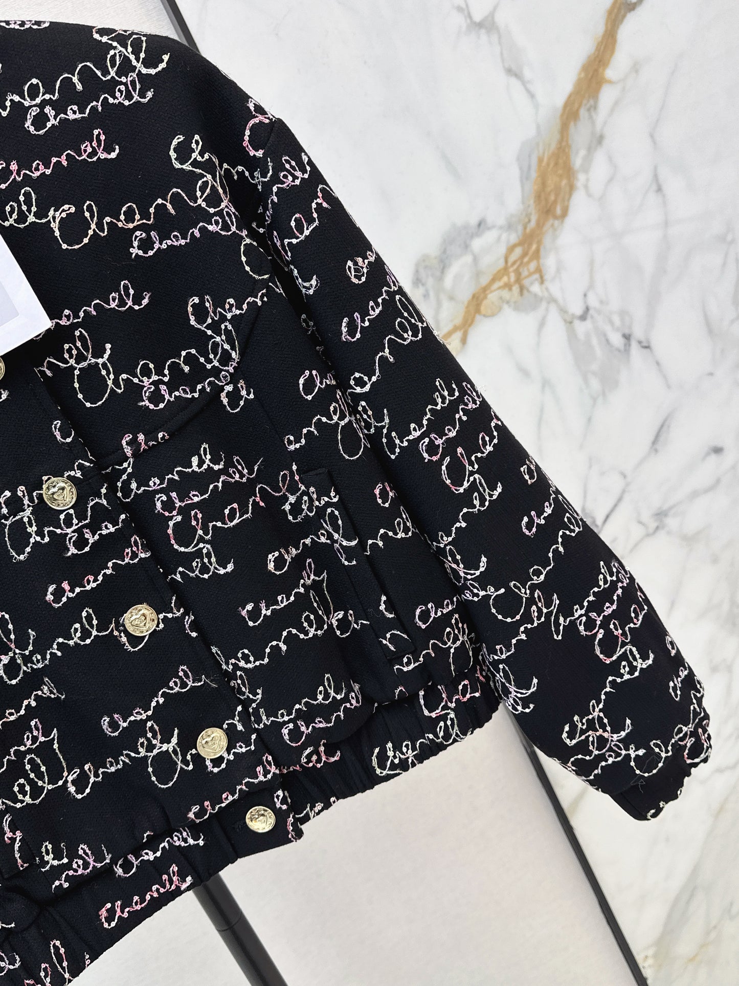 Stand-up collar jacket