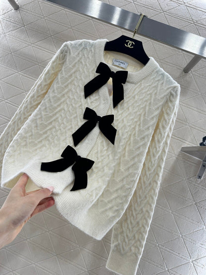 Bow-tie Knit Cardigan