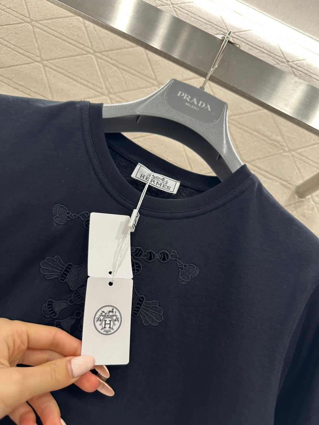 Herme Embroidered Logo T-shirt