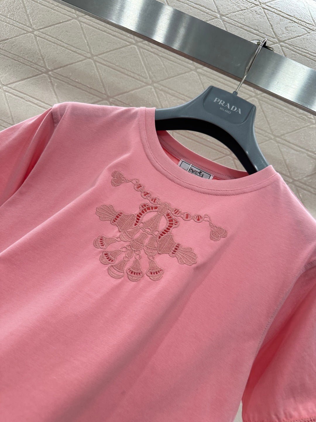 Herme Embroidered Logo T-shirt