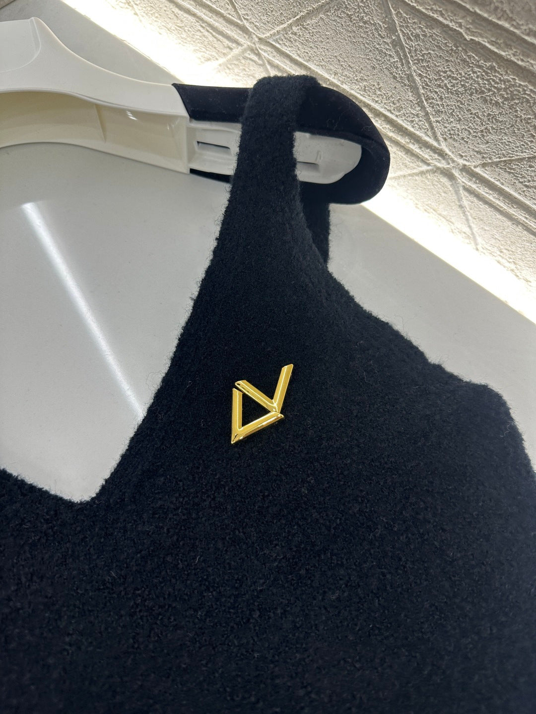 V-neck Knit Vest