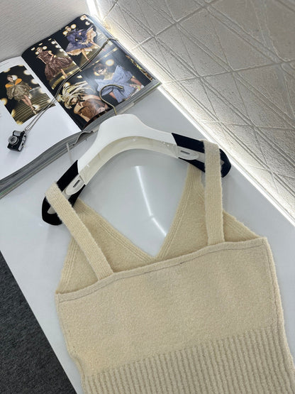 V-neck Knit Vest