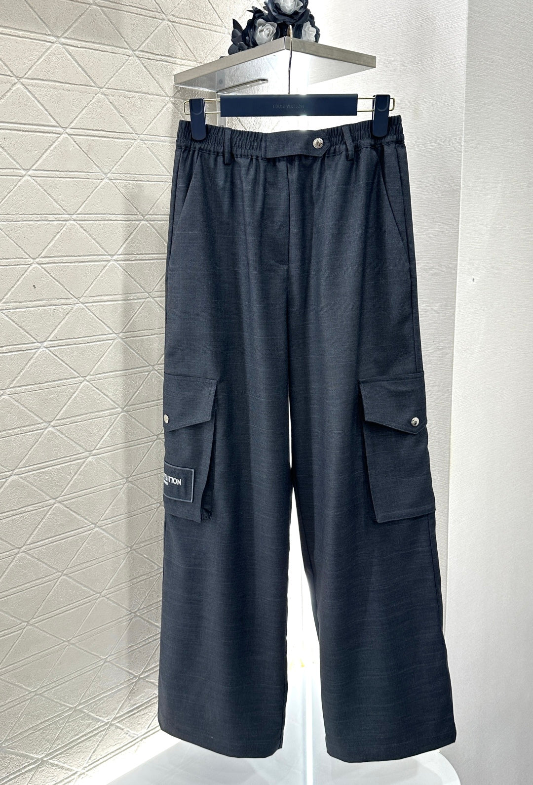 Cargo Wide-Leg Straight-Leg Pants