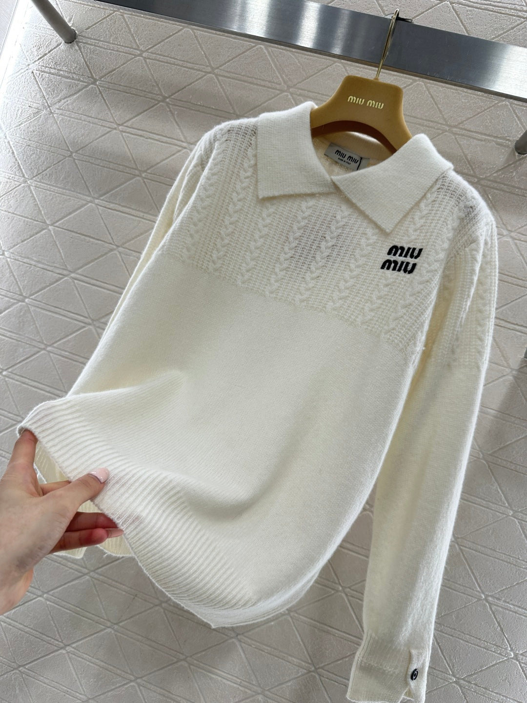 Cable-knit Sweater with Collar