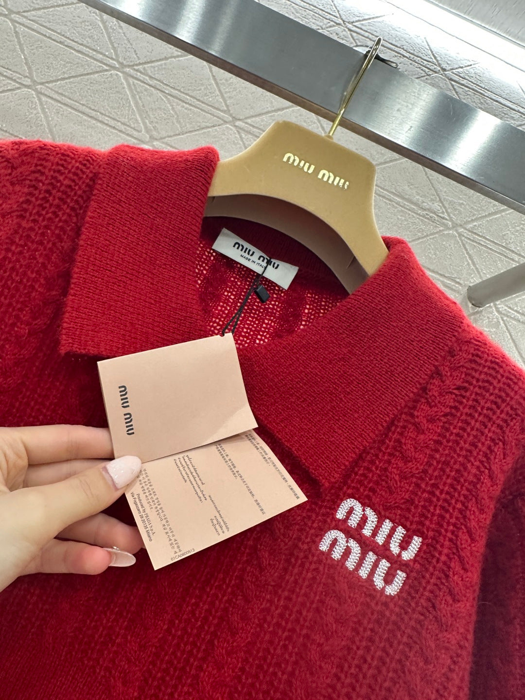 Cable-knit Sweater with Collar