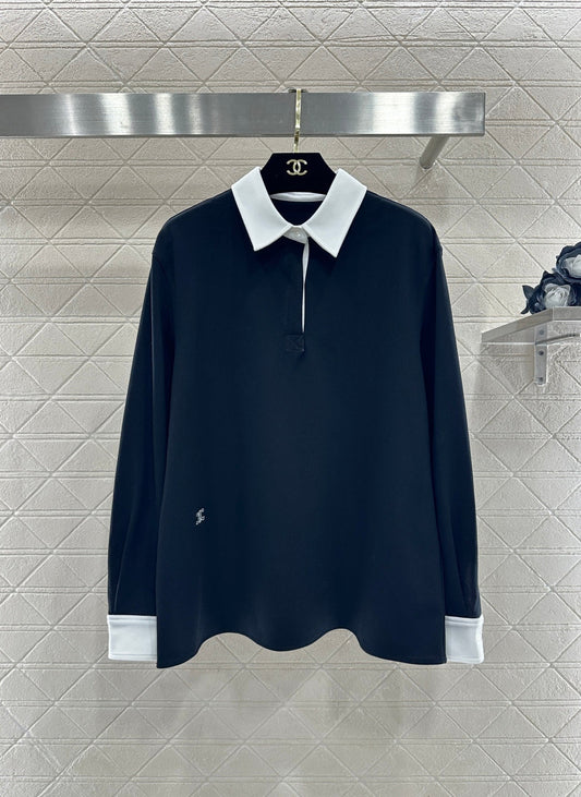 Long-sleeved top with collared design
