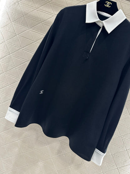 Long-sleeved top with collared design