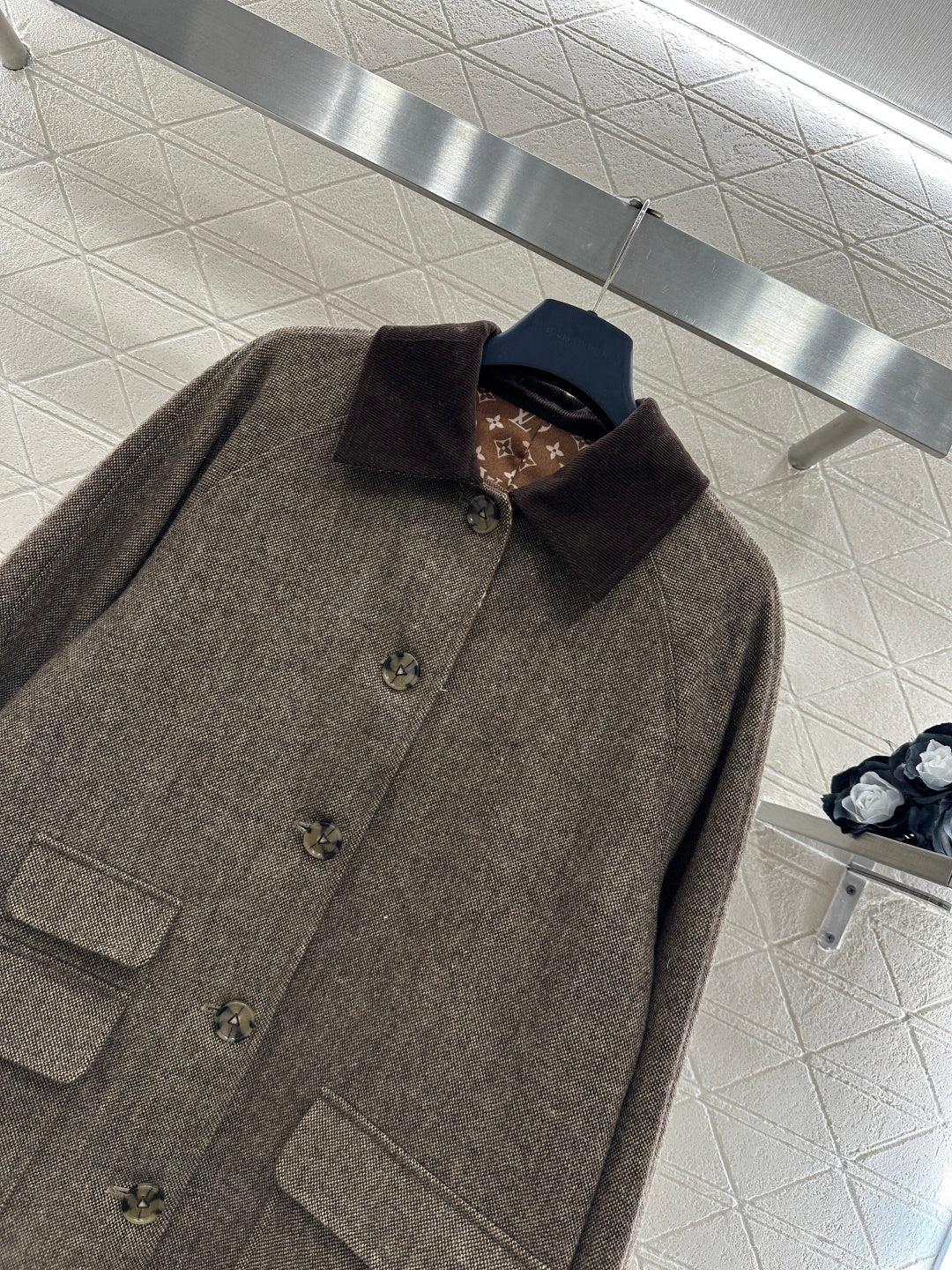 Color-blocked Lapel Coat