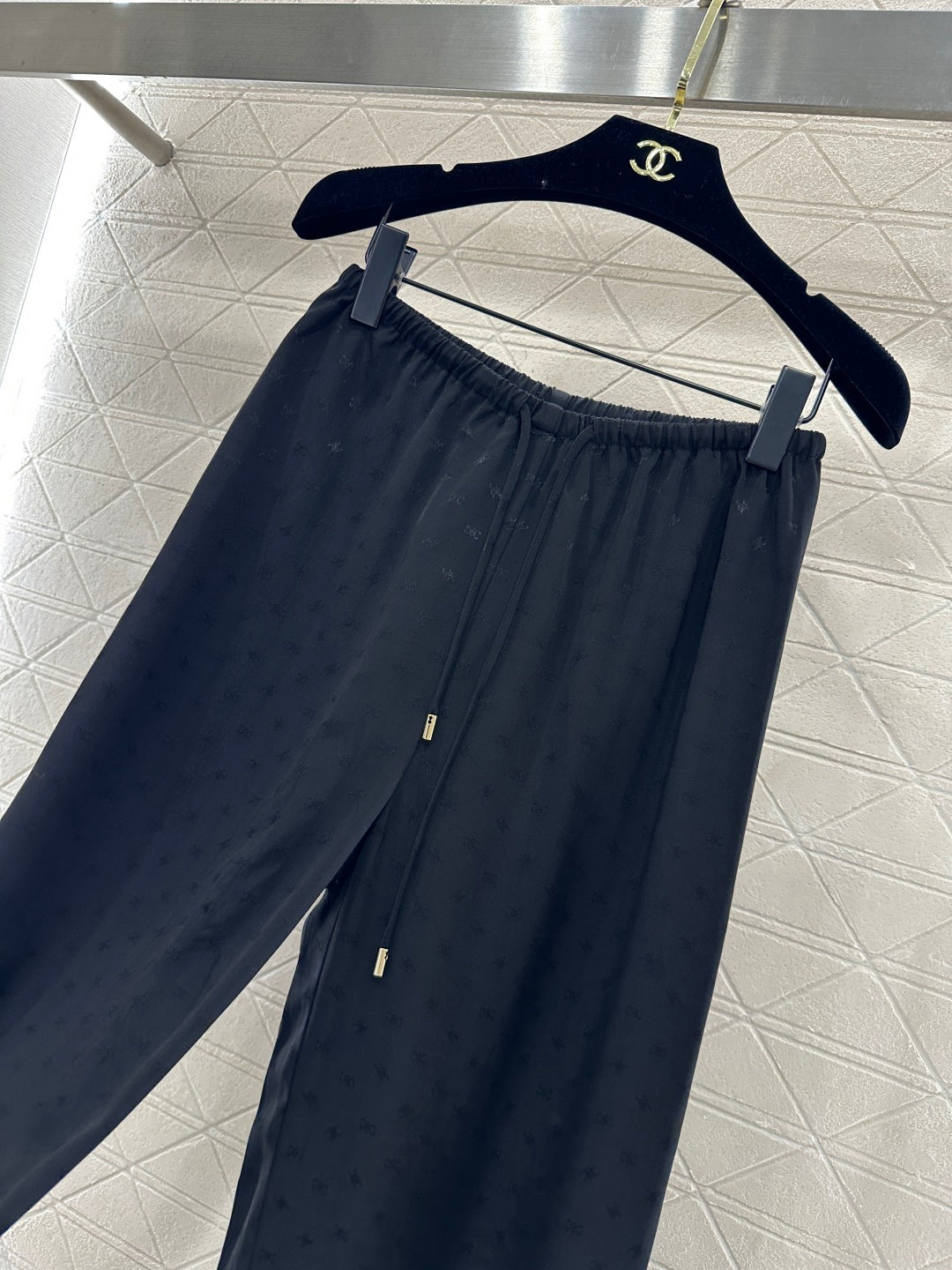 Jacquard Pattern Wide-Leg Trousers
