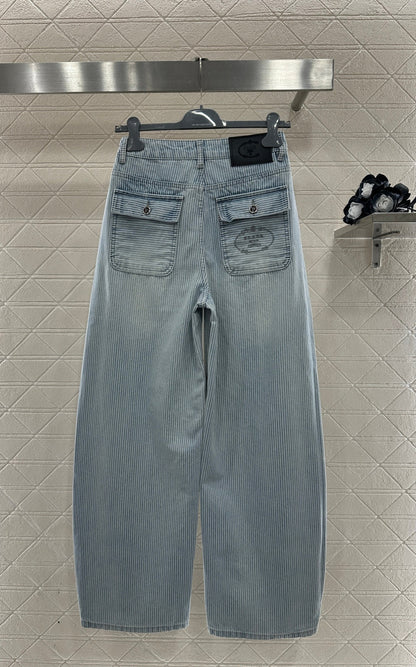 Striped Curved Blade Jeans