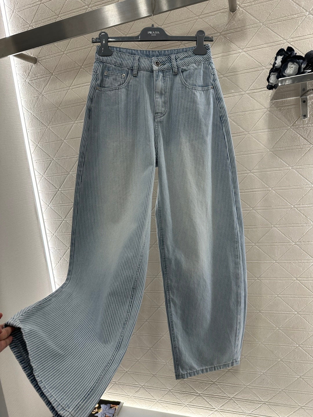 Striped Curved Blade Jeans