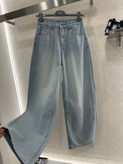 Striped Curved Blade Jeans