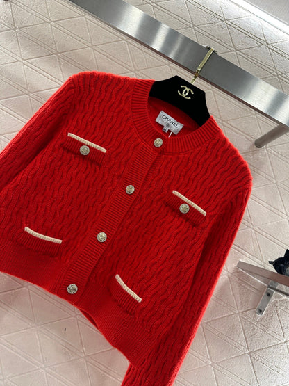Wave Pattern Short Knit Cardigan