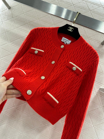 Wave Pattern Short Knit Cardigan