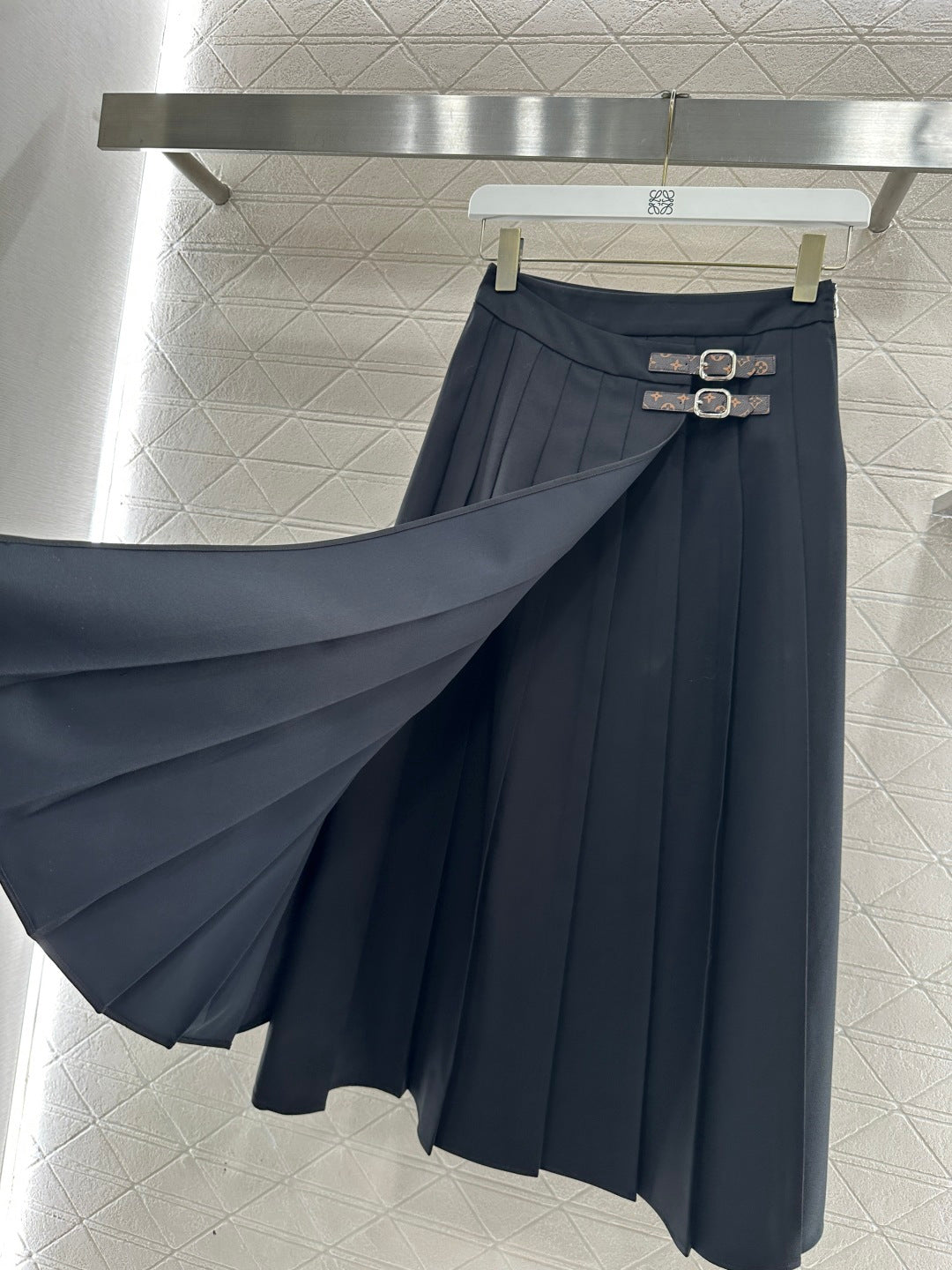 One-piece Midi Pleated Skirt