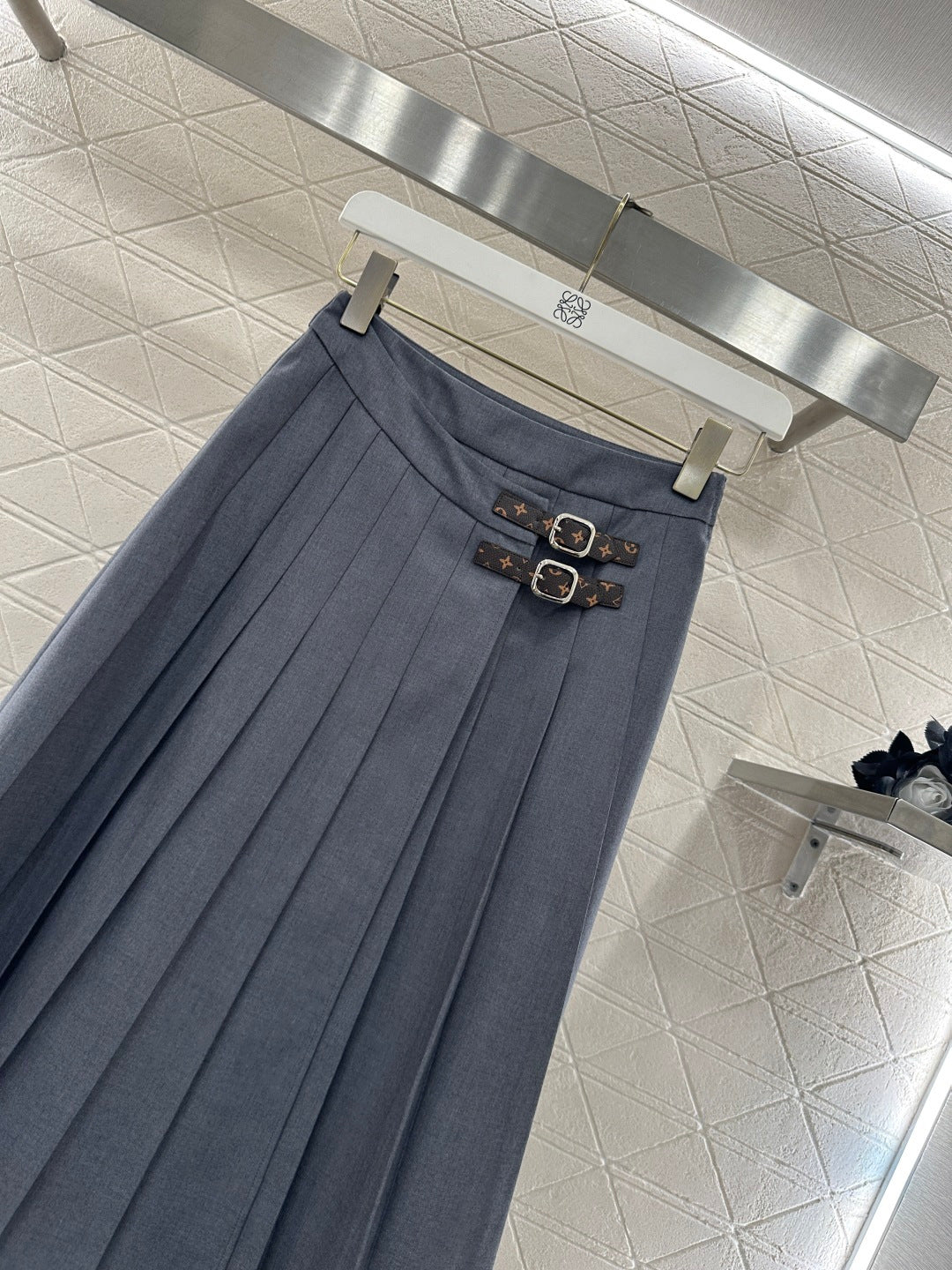 One-piece Midi Pleated Skirt