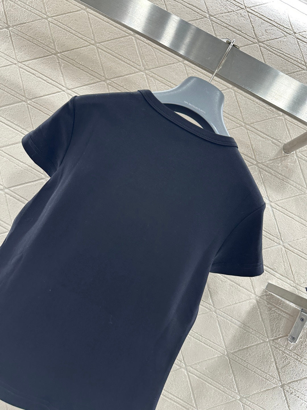 Crew neck short-sleeved top