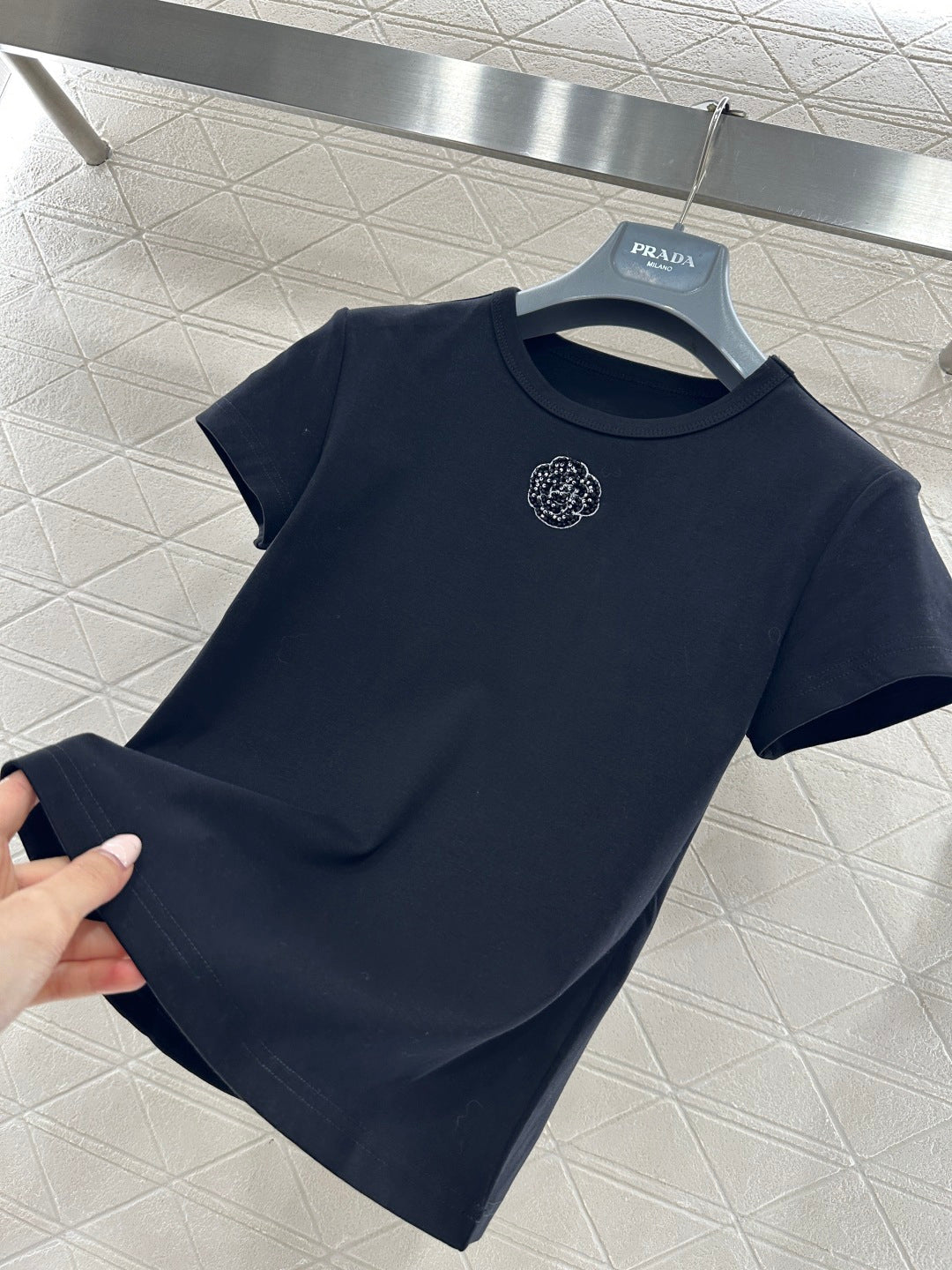 Crew neck short-sleeved top