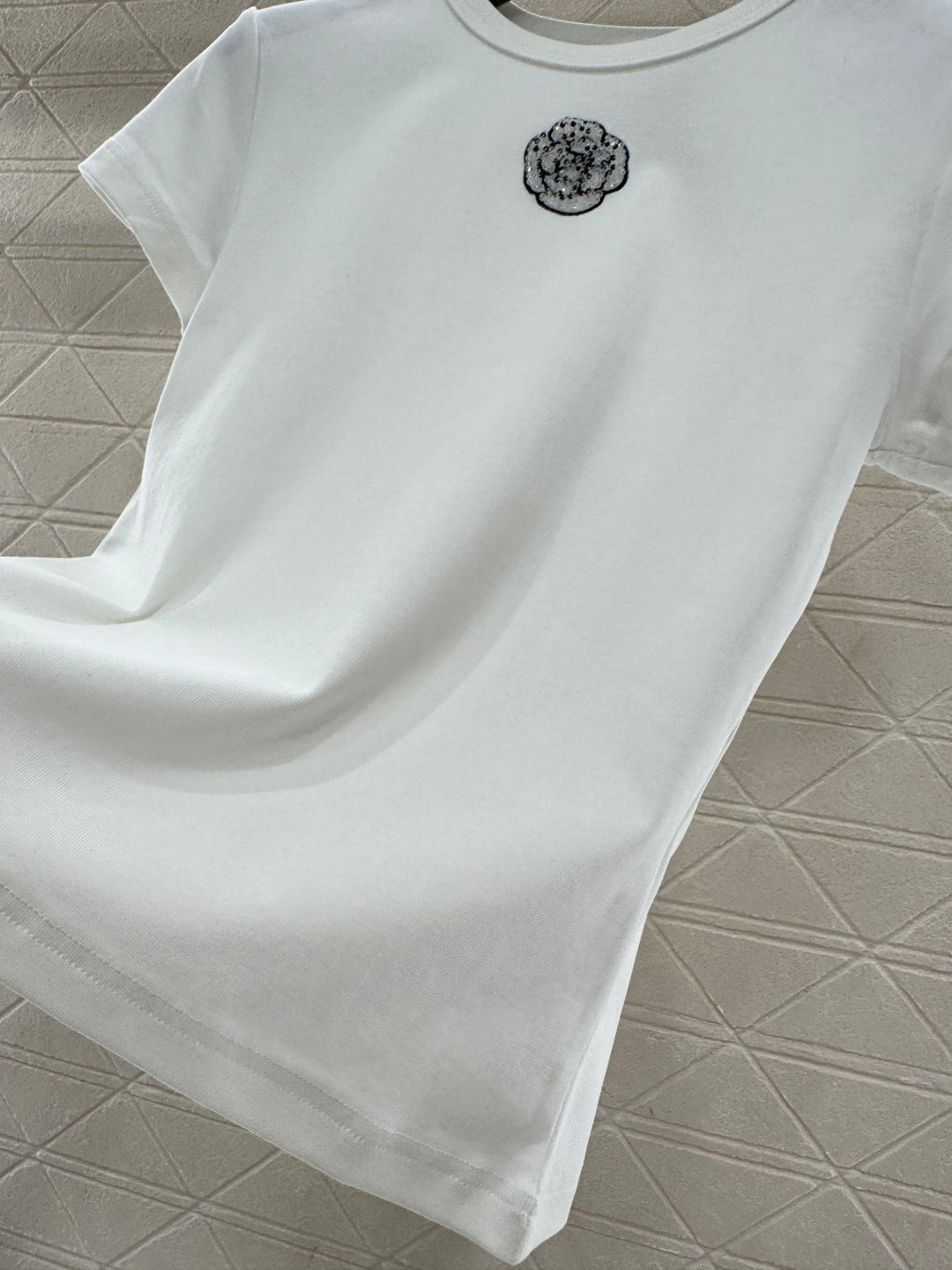 Crew neck short-sleeved top
