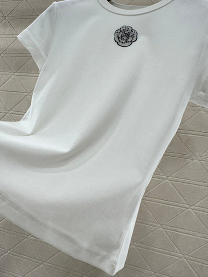 Crew neck short-sleeved top