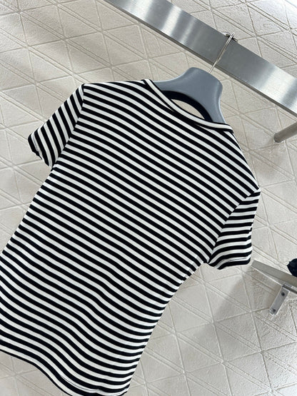 Crew neck short-sleeved top