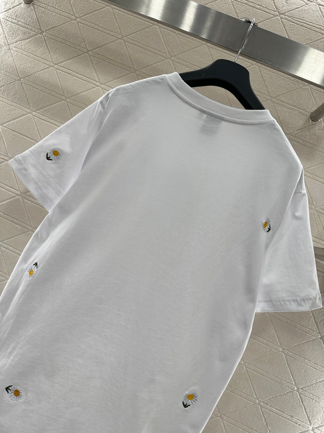 Embroidered Daisy Logo T-shirt