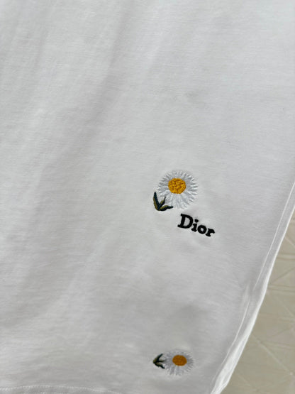 Embroidered Daisy Logo T-shirt