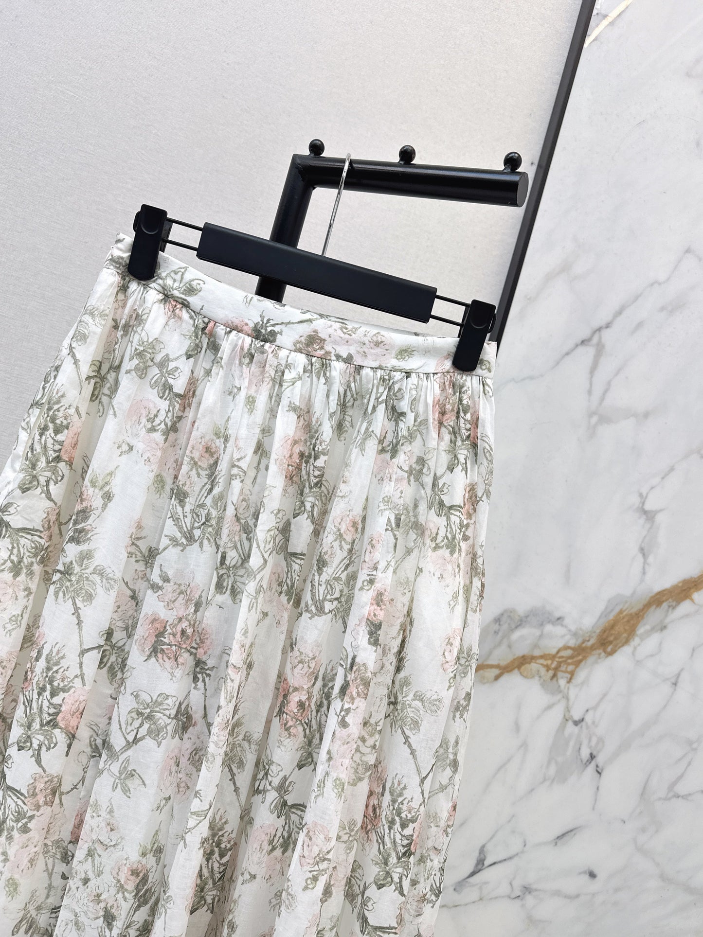 Multi-color printed skirts