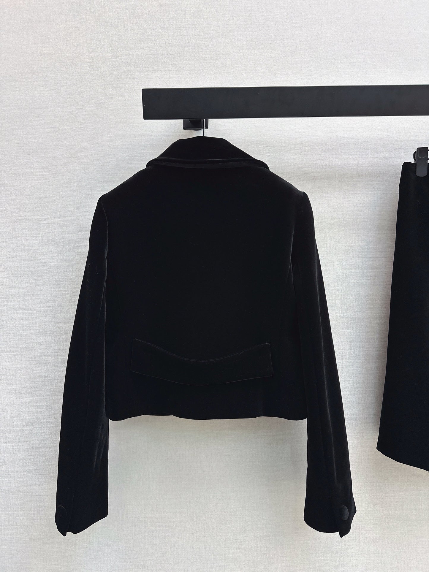 Lapel Velvet Coat /Skirt