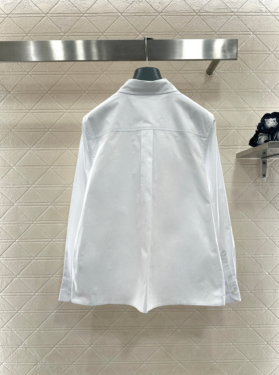 Long-sleeved Collared Shirt