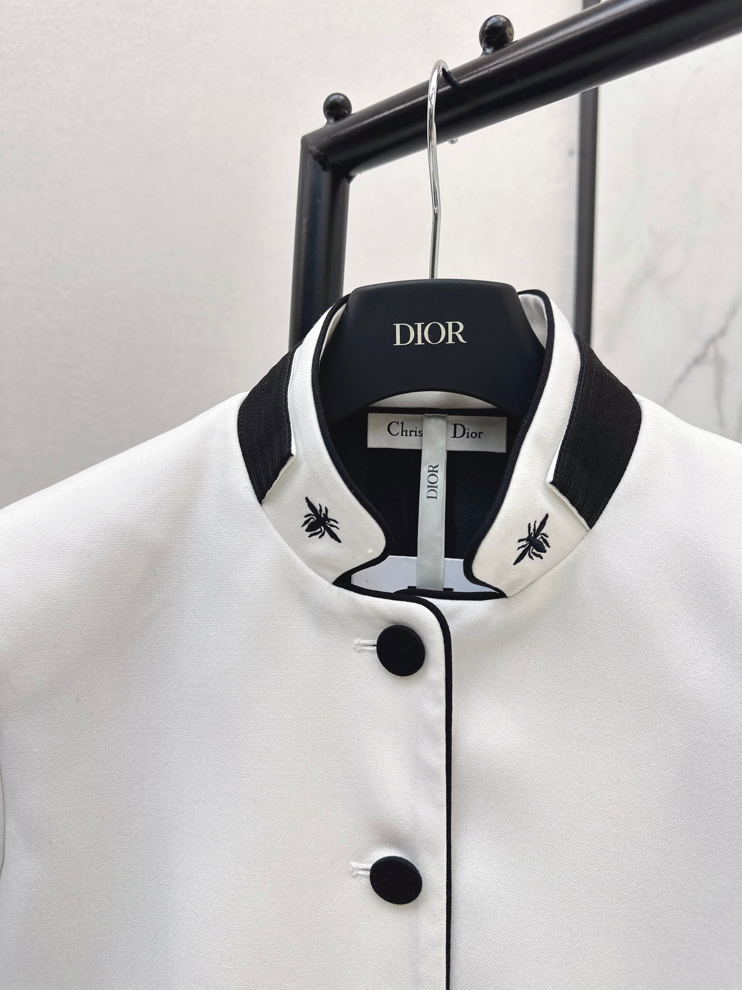 Stand-up collar blazer