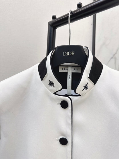 Stand-up collar blazer
