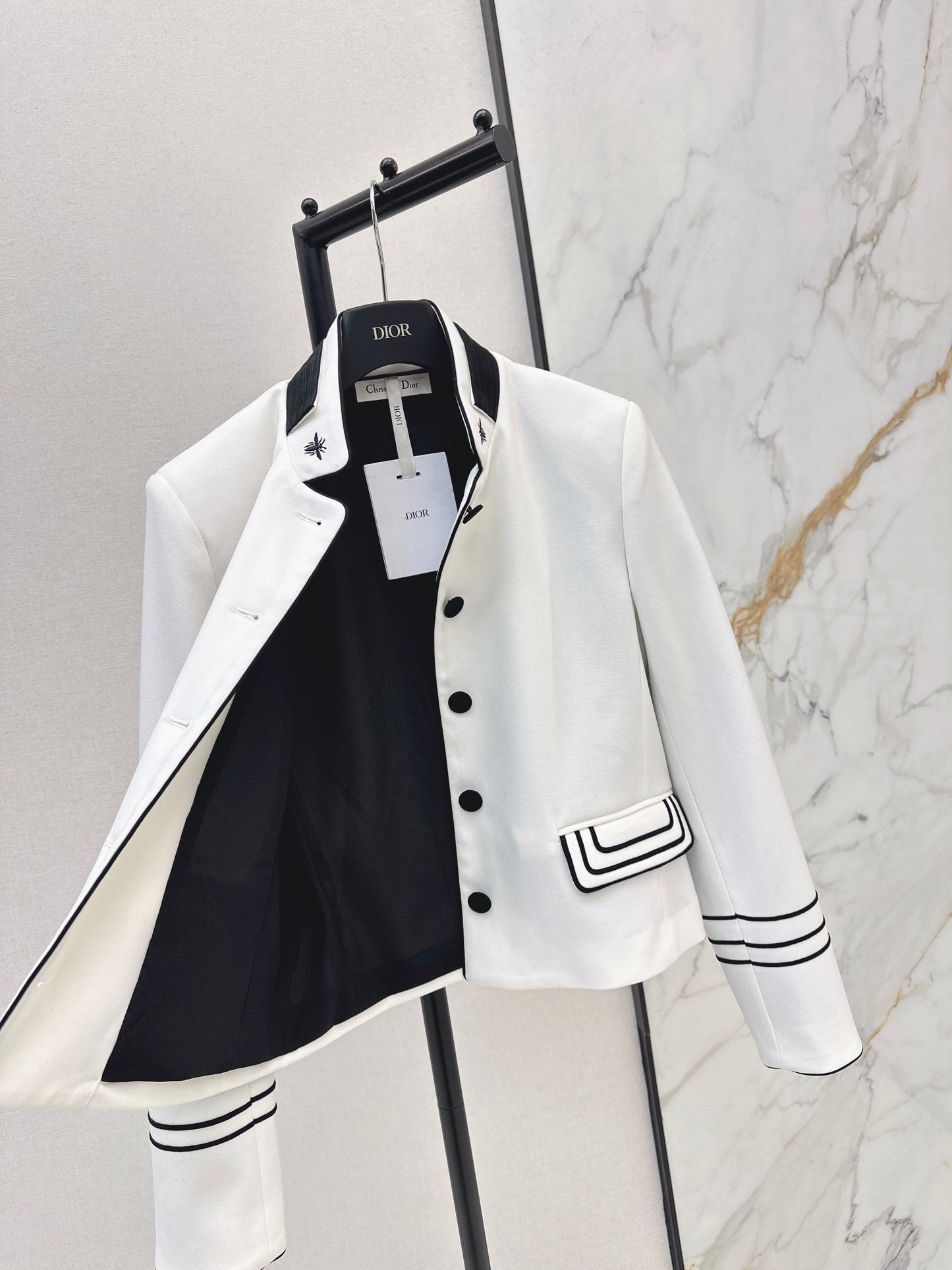 Stand-up collar blazer
