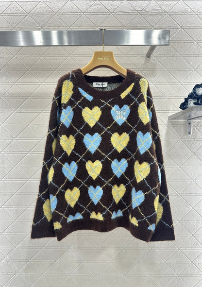 Heart-patterned plaid sweater