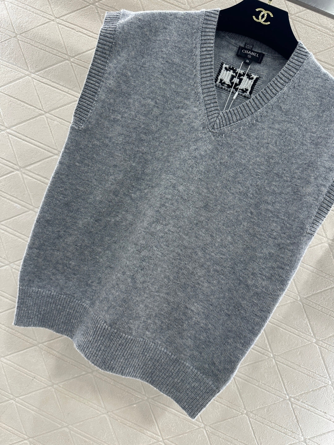 Wide-Sleeve Knitted Vest