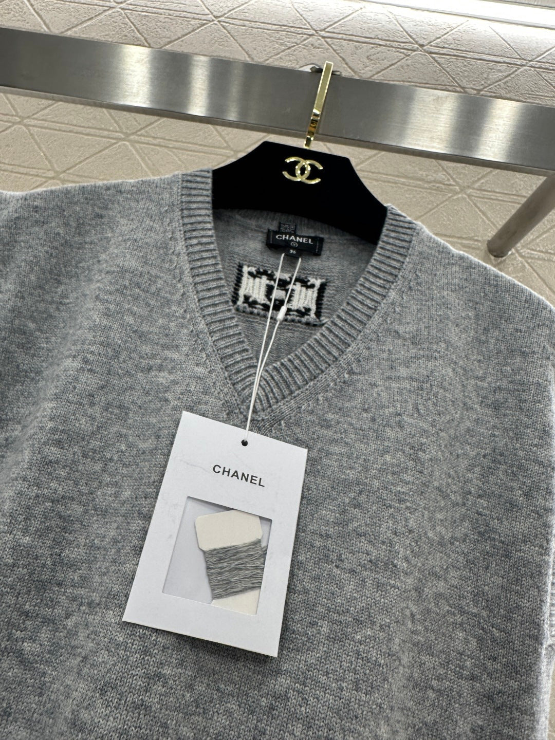 Wide-Sleeve Knitted Vest