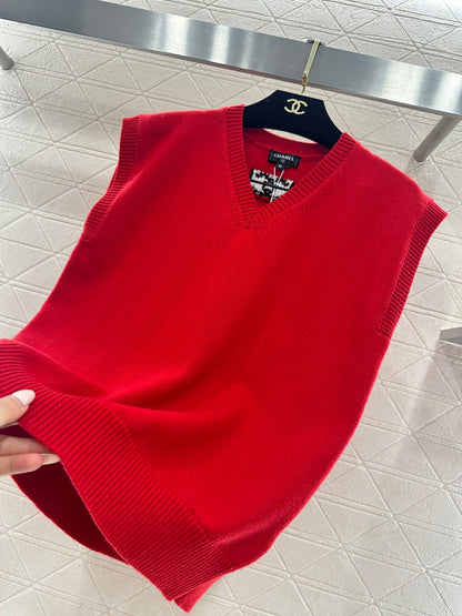 Wide-Sleeve Knitted Vest