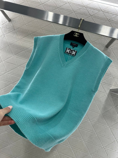 Wide-Sleeve Knitted Vest