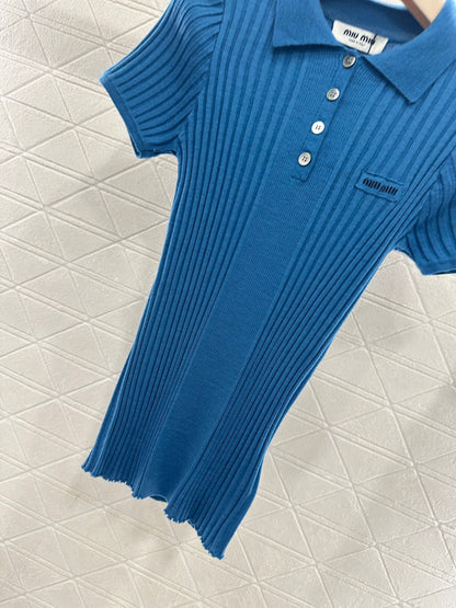 Collared Half-Open Short-Sleeve T-Shirt