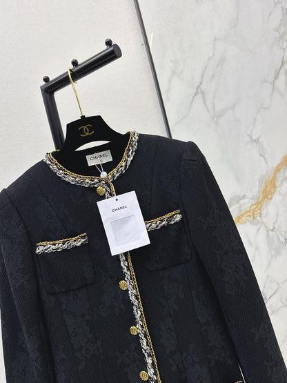 Four-pocket lace long coat